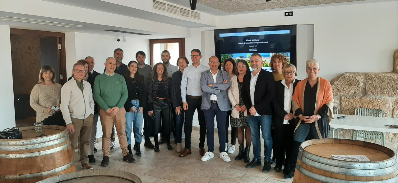  ELS BATLES I BATLESSES DEL PLA DE MALLORCA ES REUNEIXEN A SENCELLES PER CONÈIXER EL PROJECTE DE PROMOCIÓ DEL PRODUCTE LOCAL
